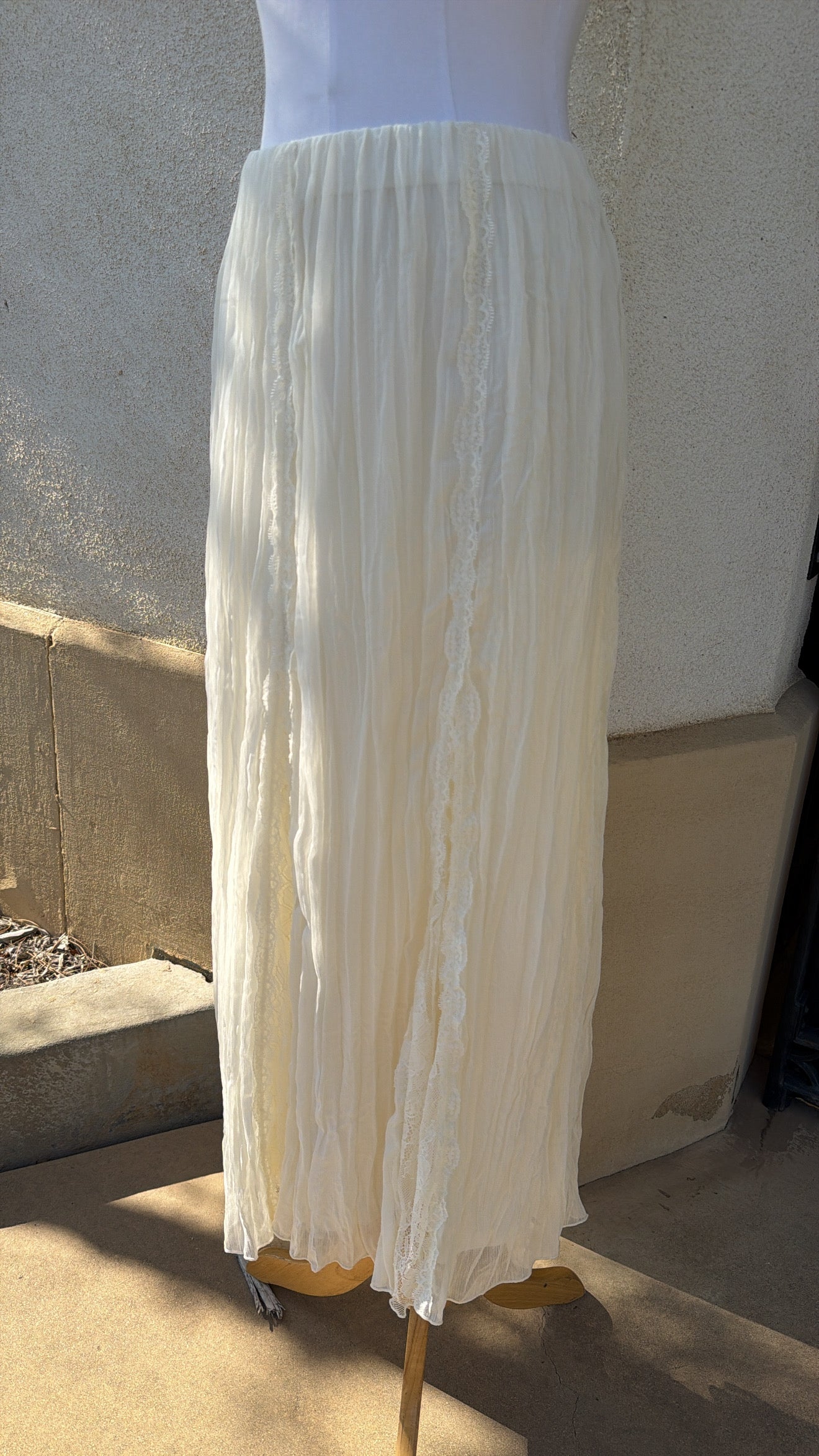 Vintage lace summer skirt